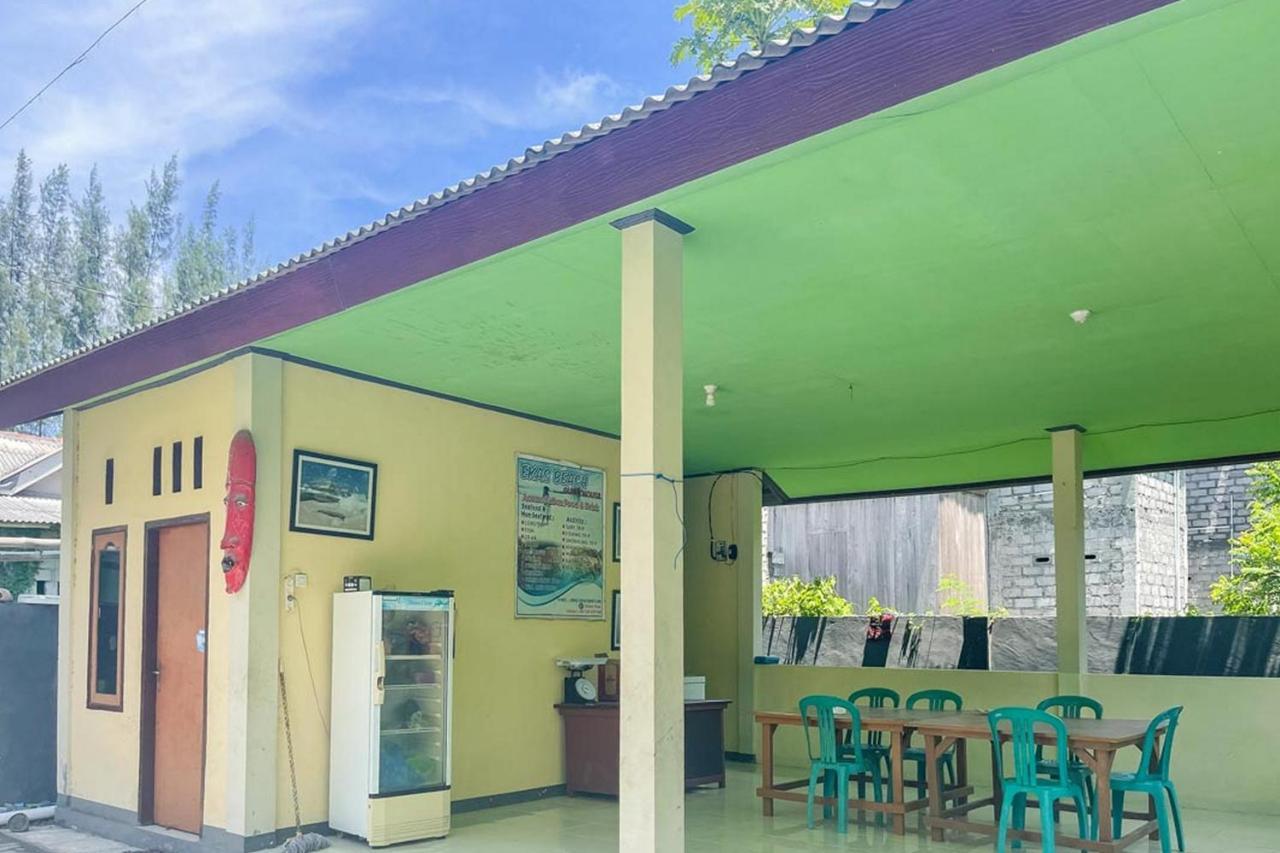Ekas Beach Guesthouse Mitra Reddoorz Экстерьер фото